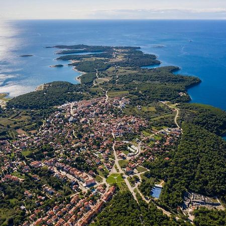 Studio Apartman Premantura Kültér fotó